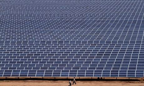 Indian workers solar park