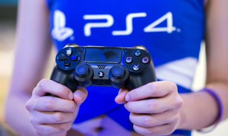 Sony accidentally disclosed the number of players for [possibly