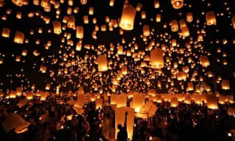 Floating lantern ceremony in Chiang Mai, Thailand