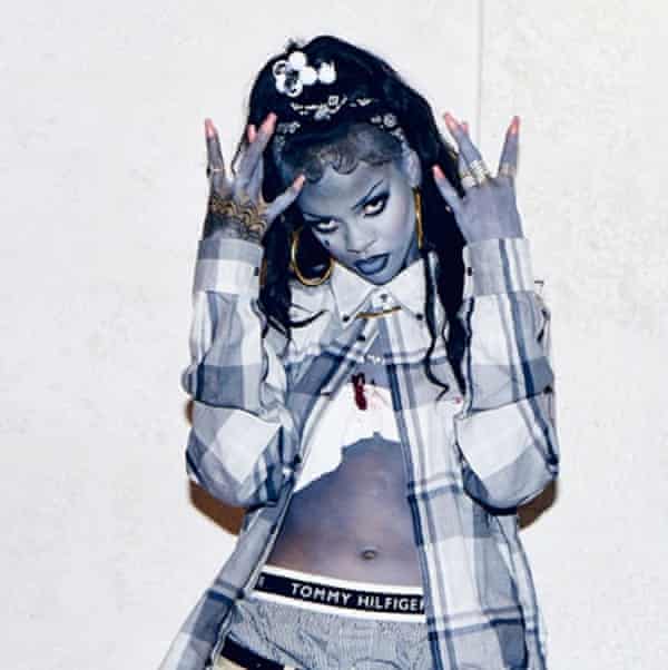 Il costume da chola di Rihanna - halloween 2013's chola fancy dress - halloween 2013