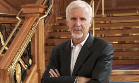 Hollywood director James Cameron donates his submarine to science