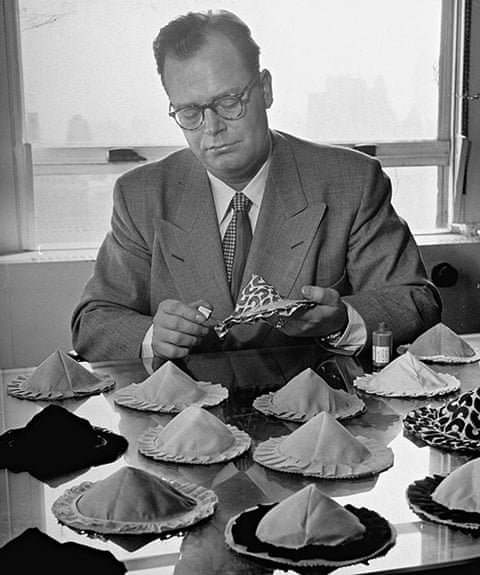 Mr Bra: the inventor of the strapless brassiere – a picture from the past, Photography