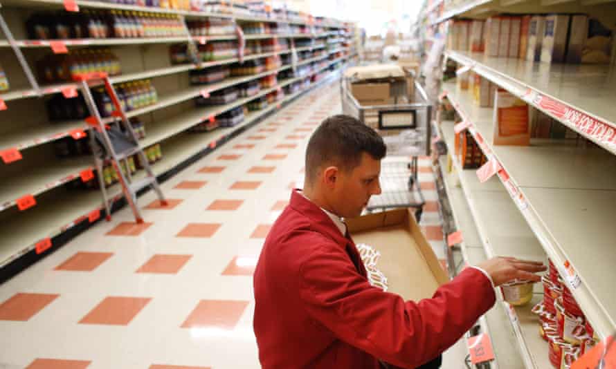 Market Basket S Popular Ceo Arthur T Goes Rogue And Wins Now What Us Personal Finance The Guardian