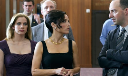 Anna Chlumsky (left) and Julia Louis-Dreyfus (centre) in Veep.