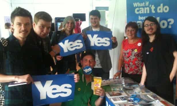 The Yes stall at Perth College Freshers' Fair.