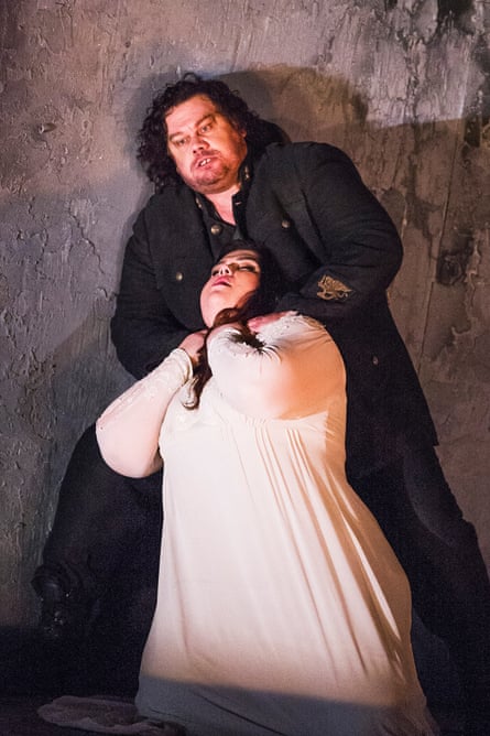 Leah Crocetto as Desdemona and Stuart Skelton as Otello