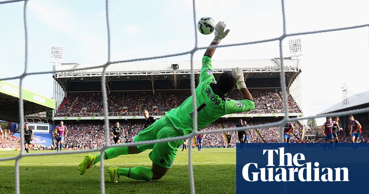 Tony Pulis Sticks To Strict Secrecy Over Departure From Crystal Palace Football The Guardian