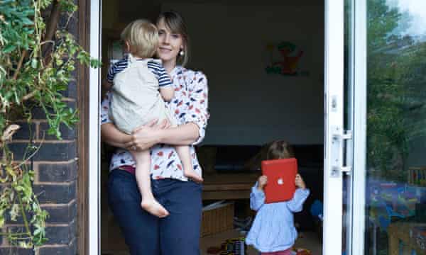 Linda makes sure her Facebook privacy options are set to share her photos only with friends.