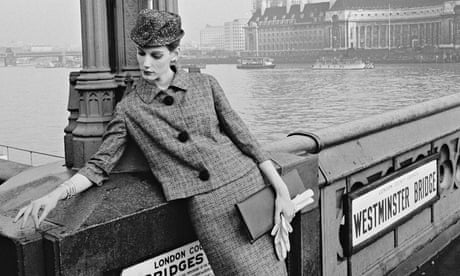 Model Judy Dent poses on Westminster Bridge in a checked skirt suit, 2nd January 1961