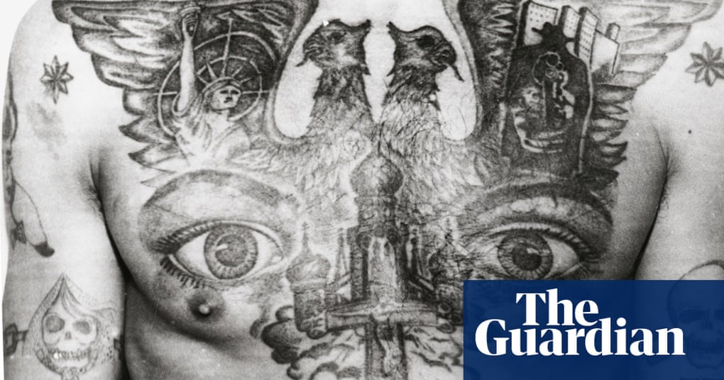 Descubra as 5 tatuagens ligadas ao crime que você nunca deve fazer