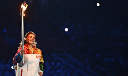 Kabayeva with torch