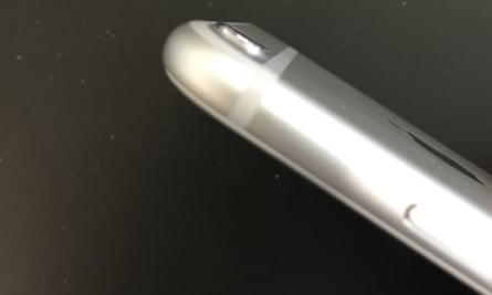 iPhone 6 camera sticks out