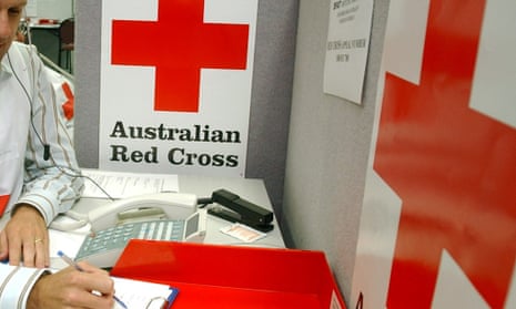 pustes op Parasit Fryse Red Cross to lose 500 jobs after Coalition cuts asylum seeker case load |  Australia news | The Guardian