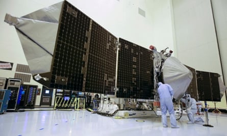 Technicians work on the Maven spacecraft