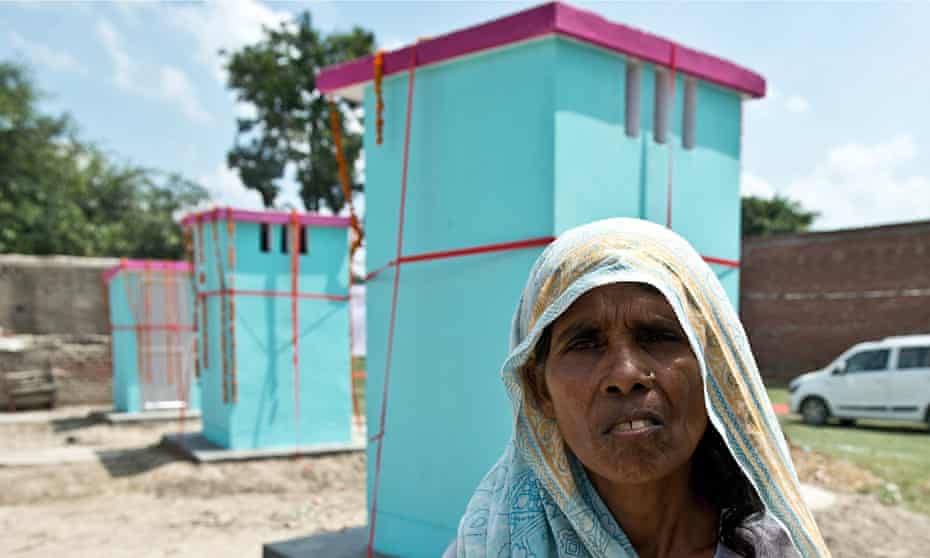 Some 2.5bn people lack toilet facilities but in this Indian village the problem is being tackled.