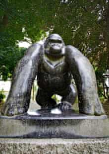 Statue of Guy the gorilla in Crystal Palace, south London, by David Wynne.