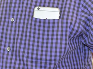 How To Pocket The Iphone 6 And 6 Plus Without Bending Them In Pictures Technology The Guardian How To Pocket The Iphone 6 And 6 Plus Without Bending Them In Pictures Technology The Guardian