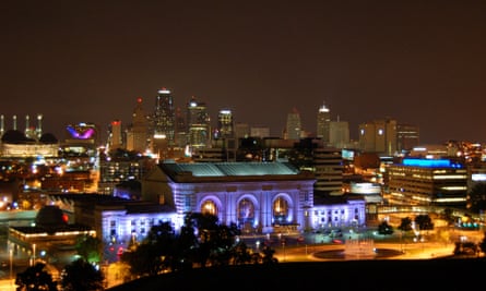 Union Station and the downtown skyline, Kansas City