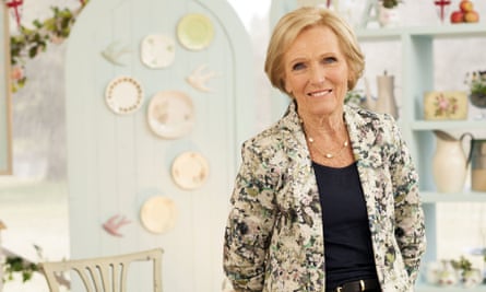 Mary Berry rocks a floral jacket on The Great British Bake Off.
