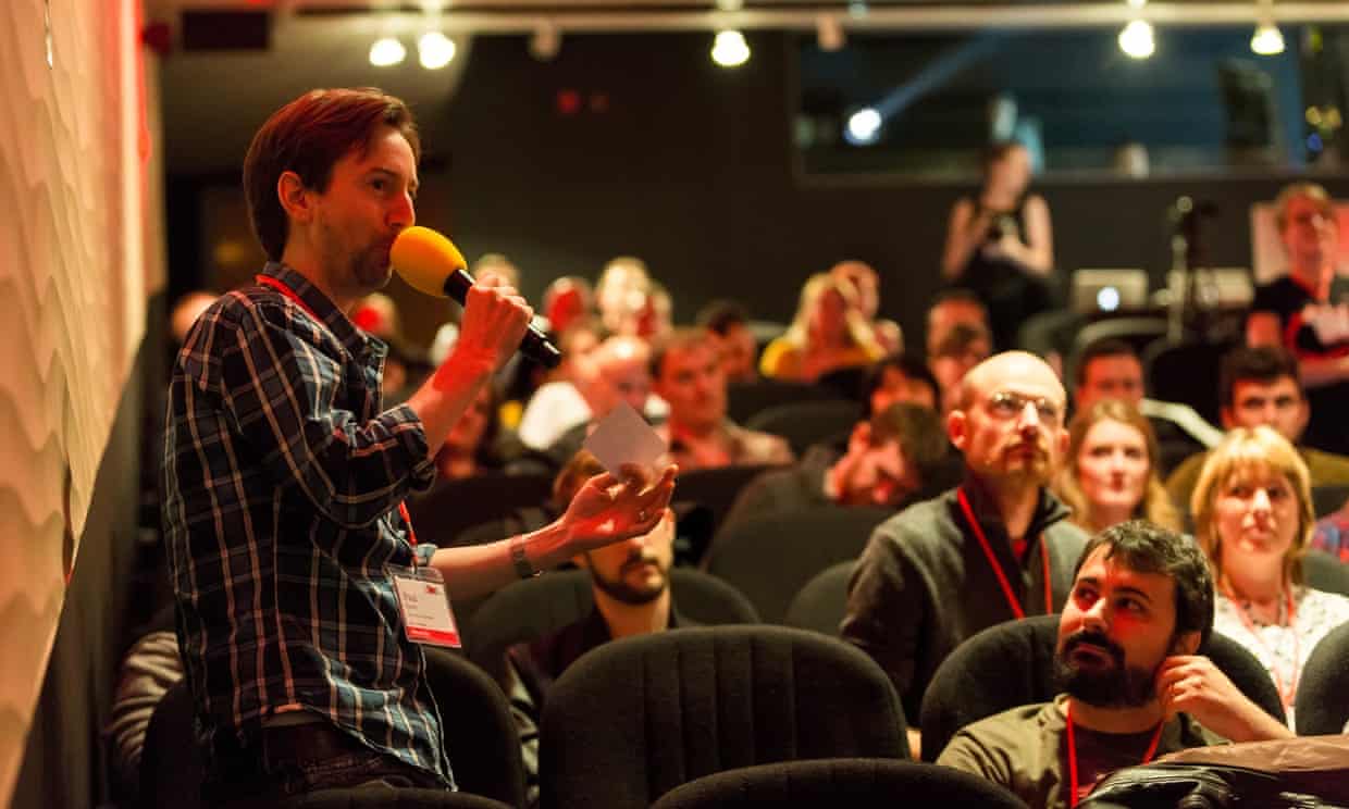 A #dareconf attendee shares his thoughts with the panel.