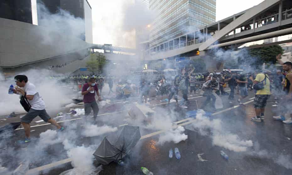 Hong Kong police fire teargas at pro-democracy protesters