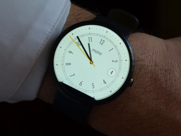 Motorola moto 360 2024 black