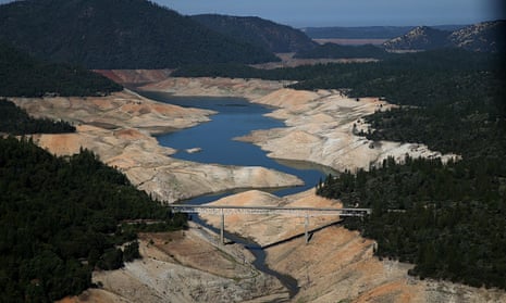 California's Lake Oroville low water levels