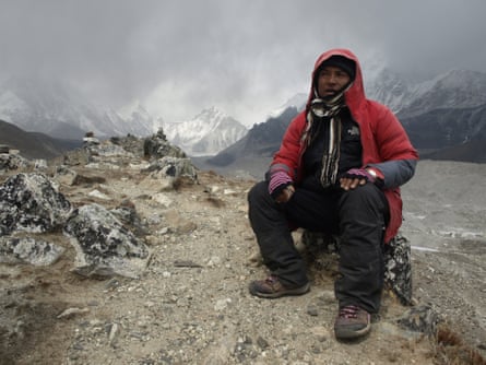 A Sherpa guide on the trek