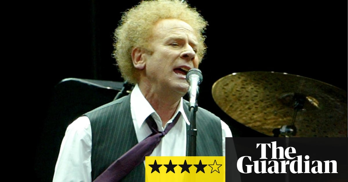 Art Garfunkel review – glorious return from one of pop’s most famous
