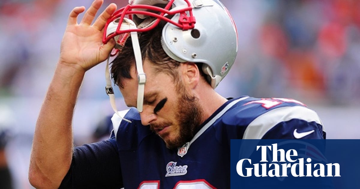 New England Patriots Run Into Twitter Trouble With Tweet To Racist Account New England Patriots The Guardian