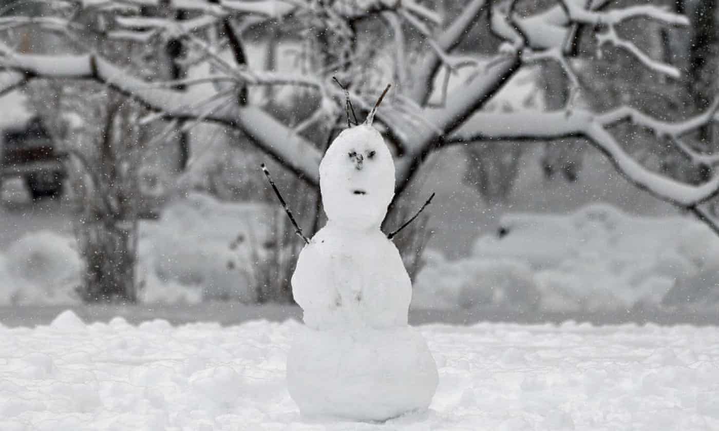 Saudi cleric issues fatwa on snowmen