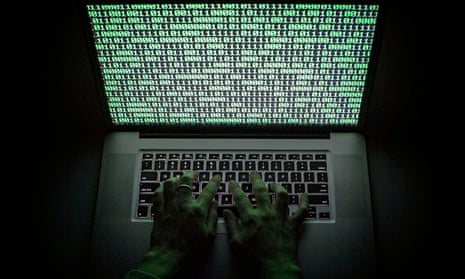 The Week in Internet News: Snowden Warns of Anti-Encryption Efforts