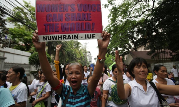 Filipino women call for reproductive rights outside supreme court in Manila