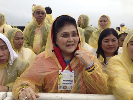 Former Philippine first lady Congresswoman Imelda Marcos amongst the crowd during the Pope's visit to to Tacloban.