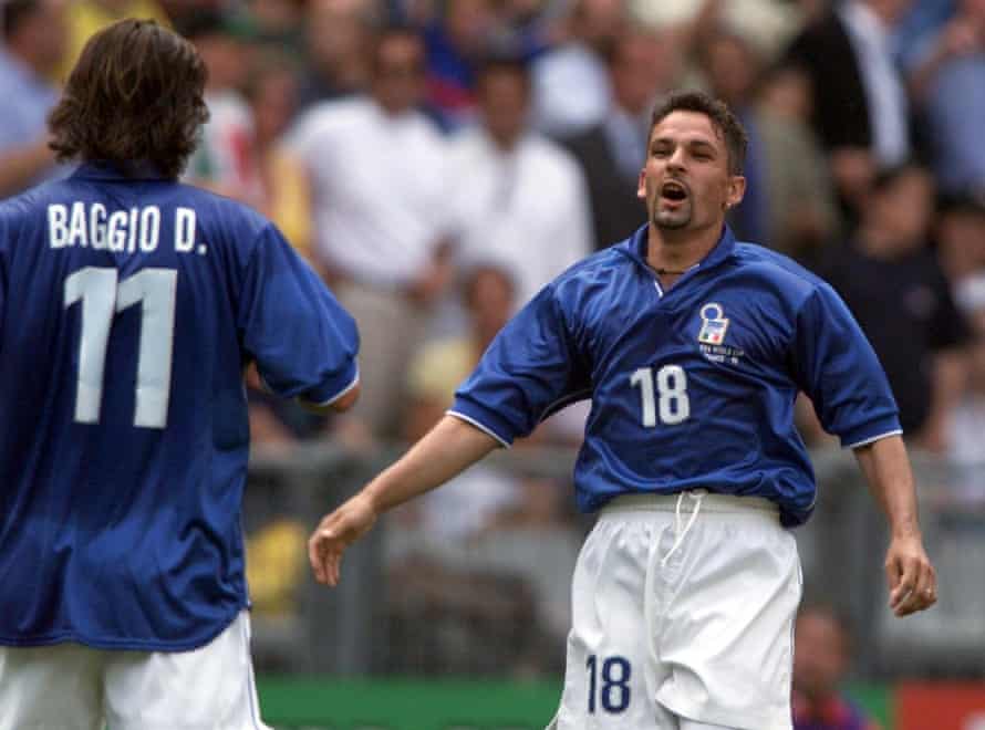 Roberto Baggio Family 2 611 Roberto Baggio Photos And Roberto Baggio Family 2 611 Roberto Baggio Photos And
