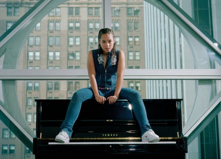 Alicia Keys poses in New York in 2001.
