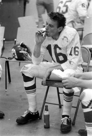 Quarterback Len Dawson in the Chiefs’ locker room. The Chiefs lost 35-10 to the Packers