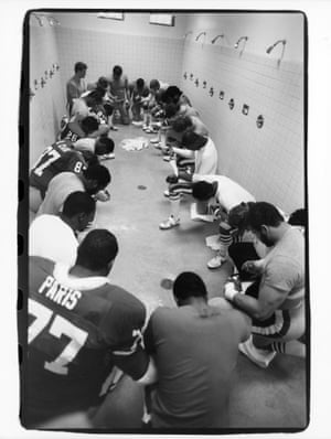 1985 More locker room prayers, this time from the San Francisco 49ers players ahead of Super Bowl XIX against the Miami Dolphins