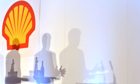 Royal Dutch Shell release its fourth quarter results announcement and its fourth quarter interim dividend announcement for 2014, on 29 January 2015.