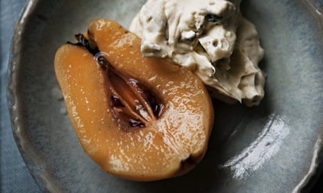 poached quince with gorgonzola cream in a bowl