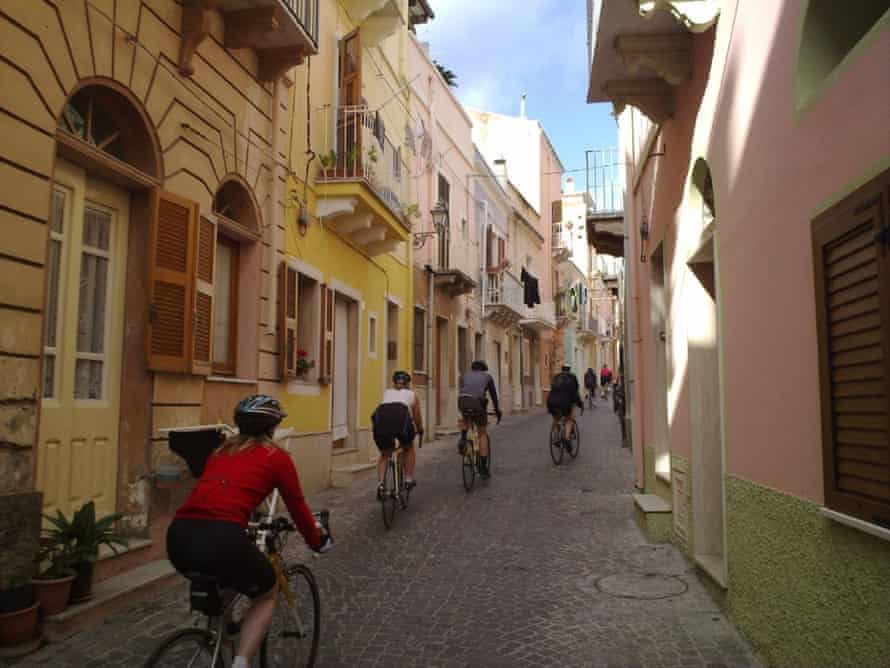 Skedaddle cycling holiday in Sardinia