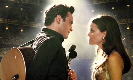 Reese Witherspoon with Joaquin Phoenix in Walk the Line