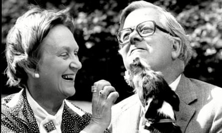 Elspeth and Geoffrey Howe with the Jack Russell terrier that they called Summit