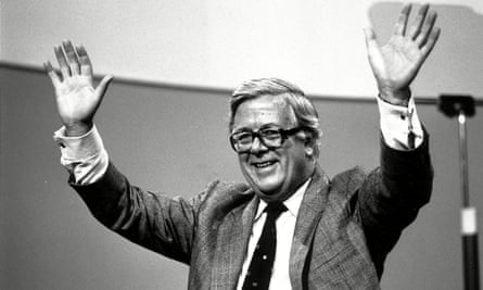 Geoffrey Howe addressing a Conservative party conference in Brighton