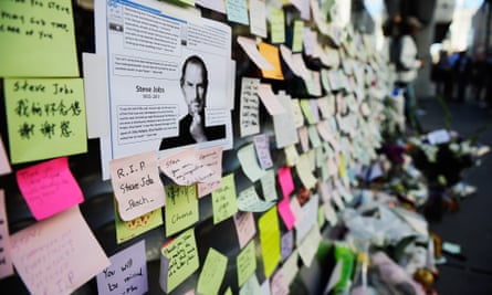 Condolence notes in memory of Steve Jobs at the Apple store on October 6, 2011 in San Francisco, California.
