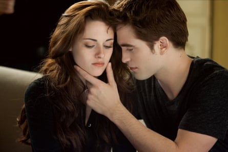 Stephenie Meyer Swaps Genders Of Lovers In New Twilight Novel Stephenie Meyer The Guardian