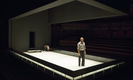 A View from the Bridge, Arthur Miller's dockside tragedy, starred Mark Strong.