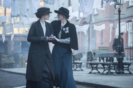 Carey Mulligan (Maud) and Anne-Marie Duff (Violet) in Suffragette.