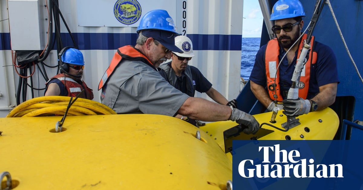 El Faro Cargo Ship S Wreck Found 15 000 Feet Under The Atlantic Us News The Guardian