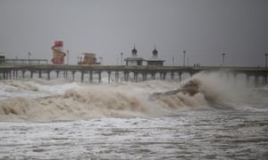 high winds hit Blackpool's north pier